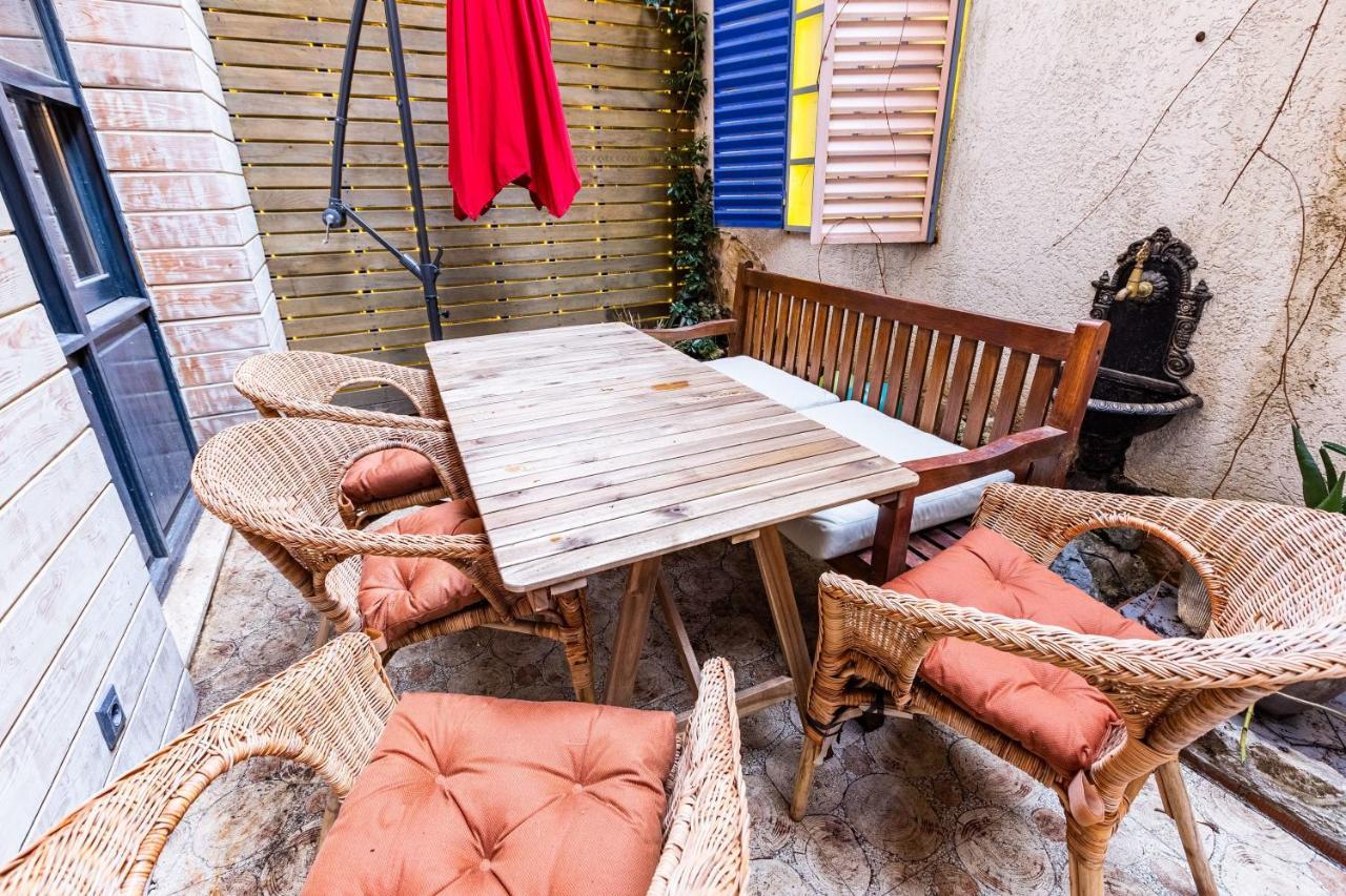 Missafir Well-designed With Calming Backyard In The Heart Of Nisantasi, Sisli Apartment *