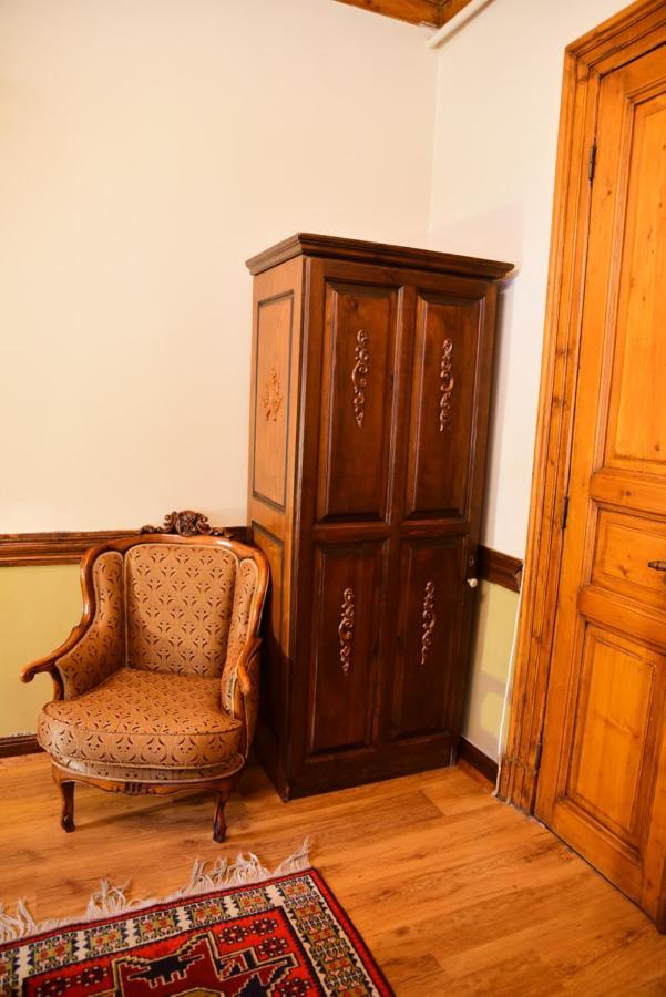Ottoman By Sera House Bed & Breakfast