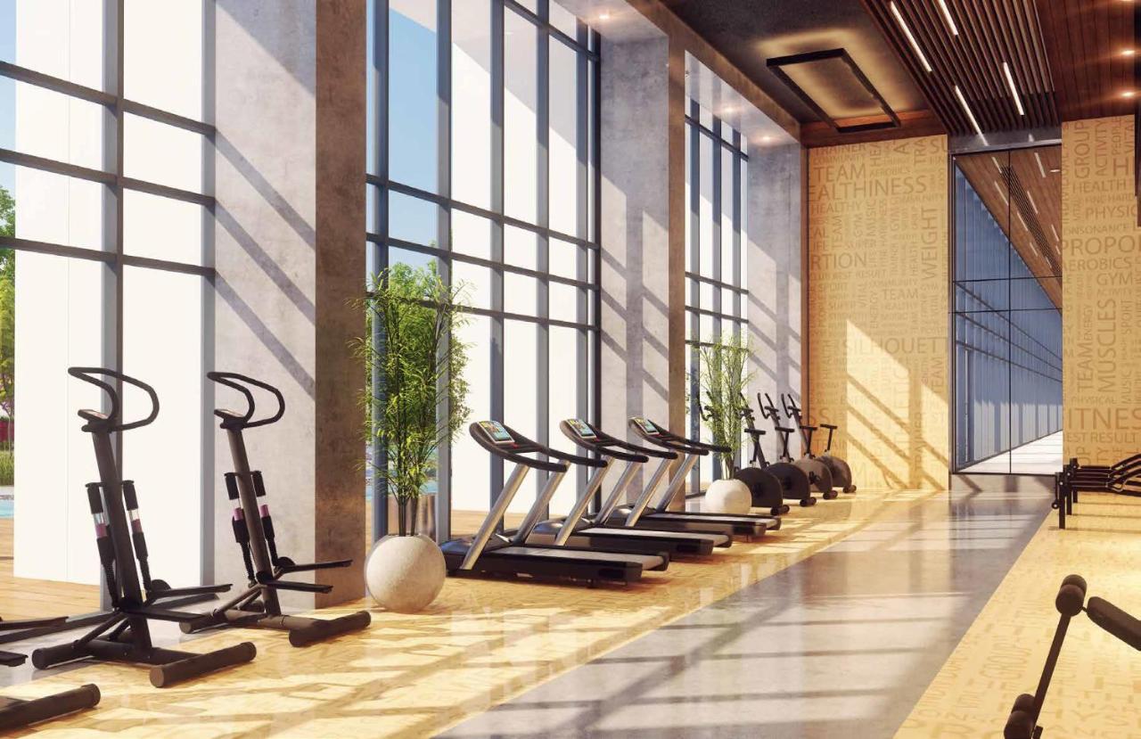25% Off Prestigious 5-stars, Pool, Sauna, Fitness Apartment *