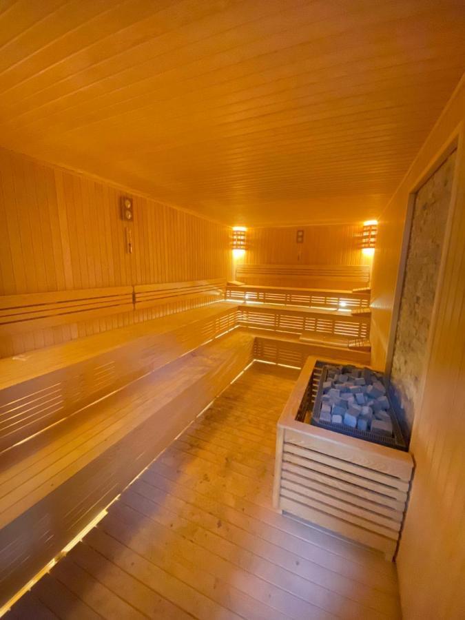 2 Bedroom In Comfortable As Your Own Apartment *
