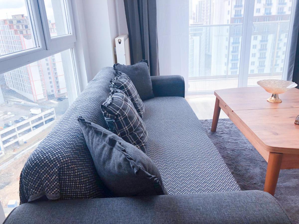 Apartment Alpha Home-aris