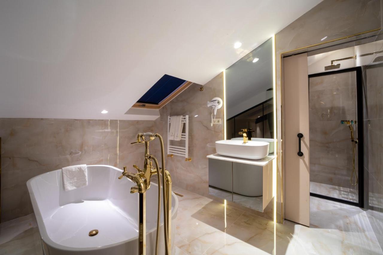 Walton Gardens Pera 4* Istanbul