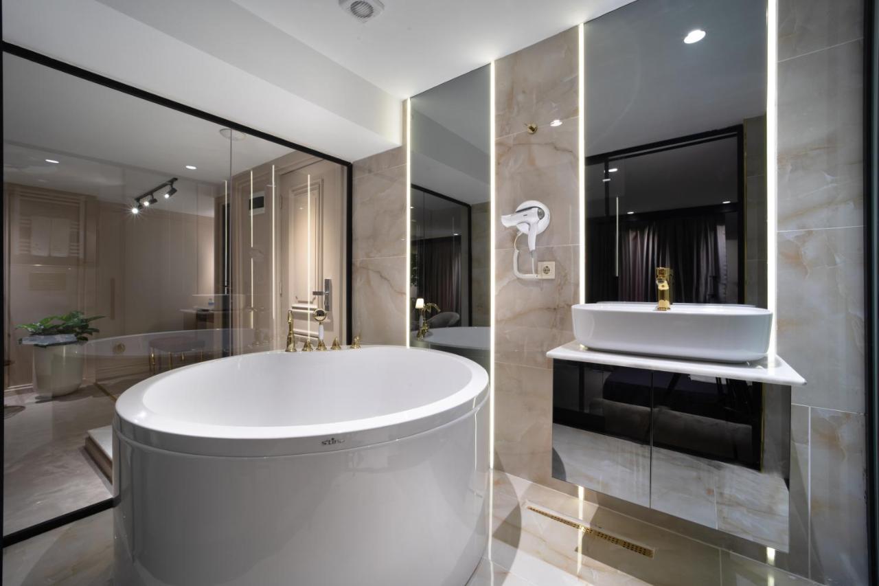Walton Gardens Pera Aparthotel