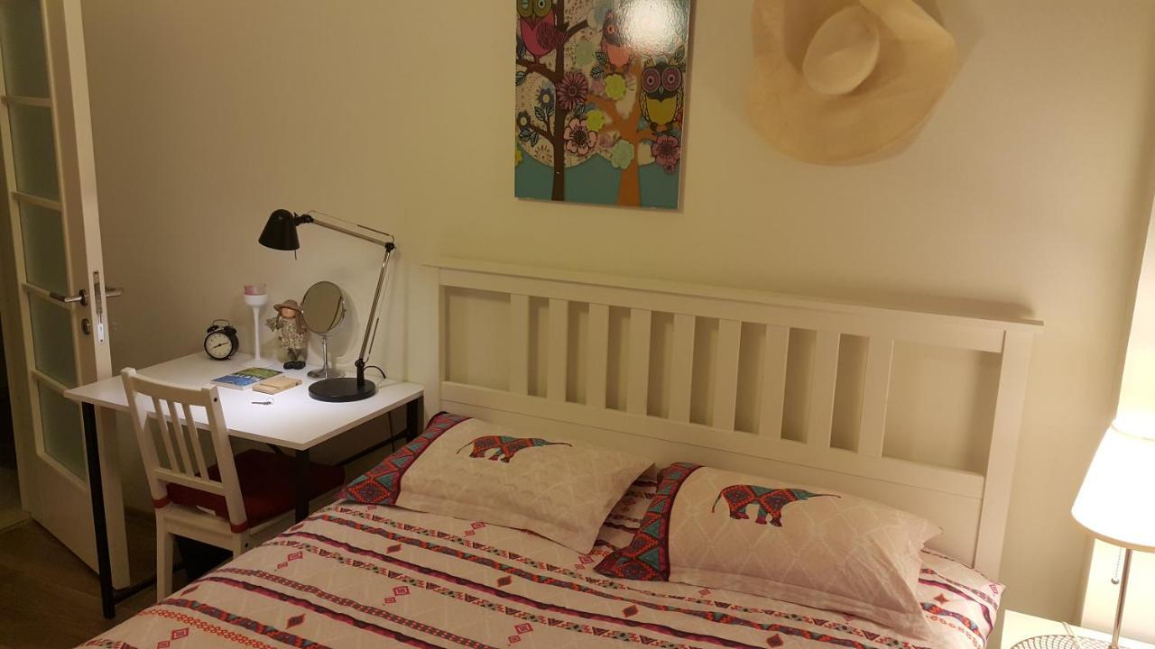 Homestay Shared Center Of The Istanbul, Metro 3 Mnt *