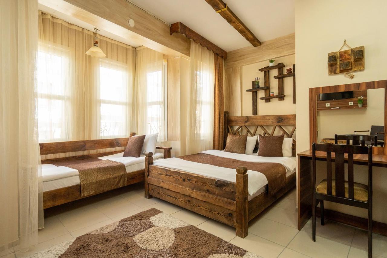 Apartment Pi & Istanbul