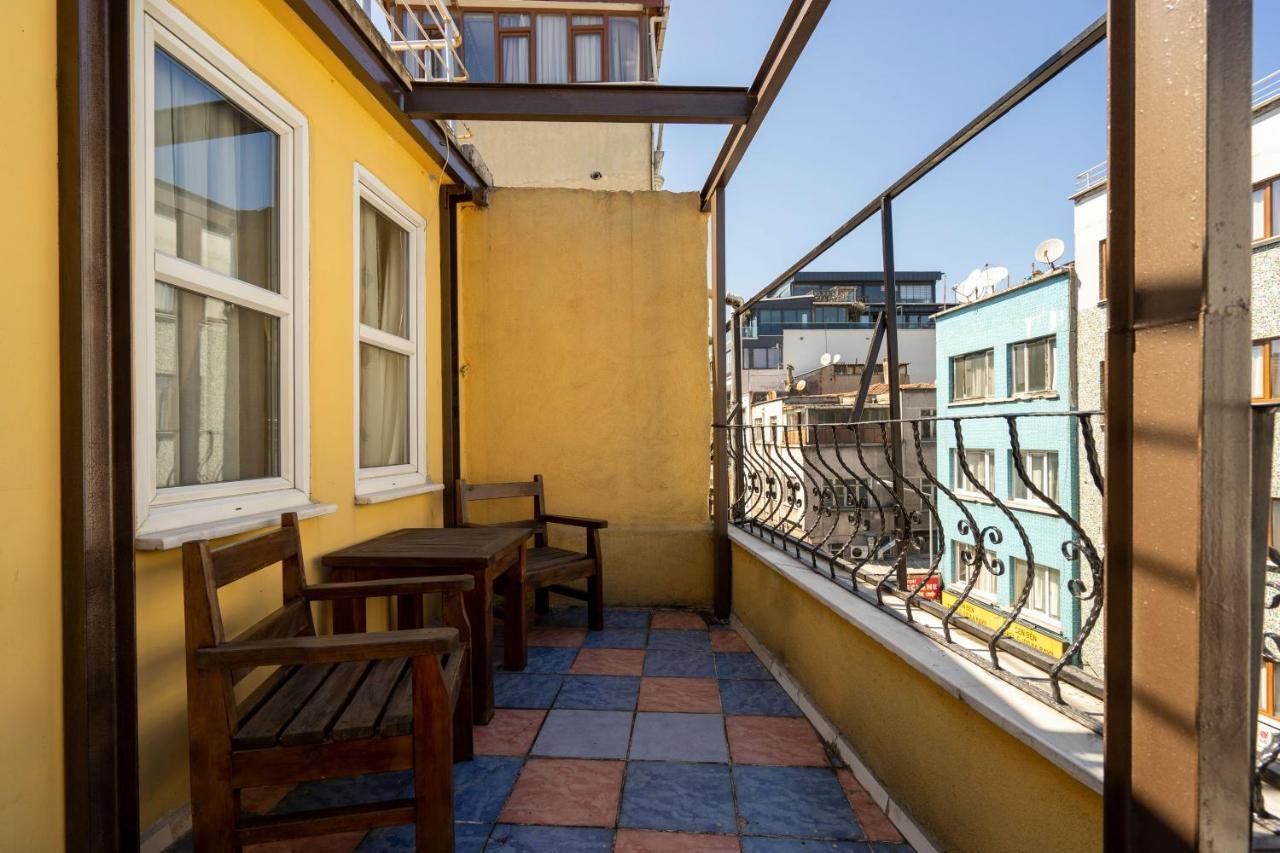 Apartment Pi & Istanbul