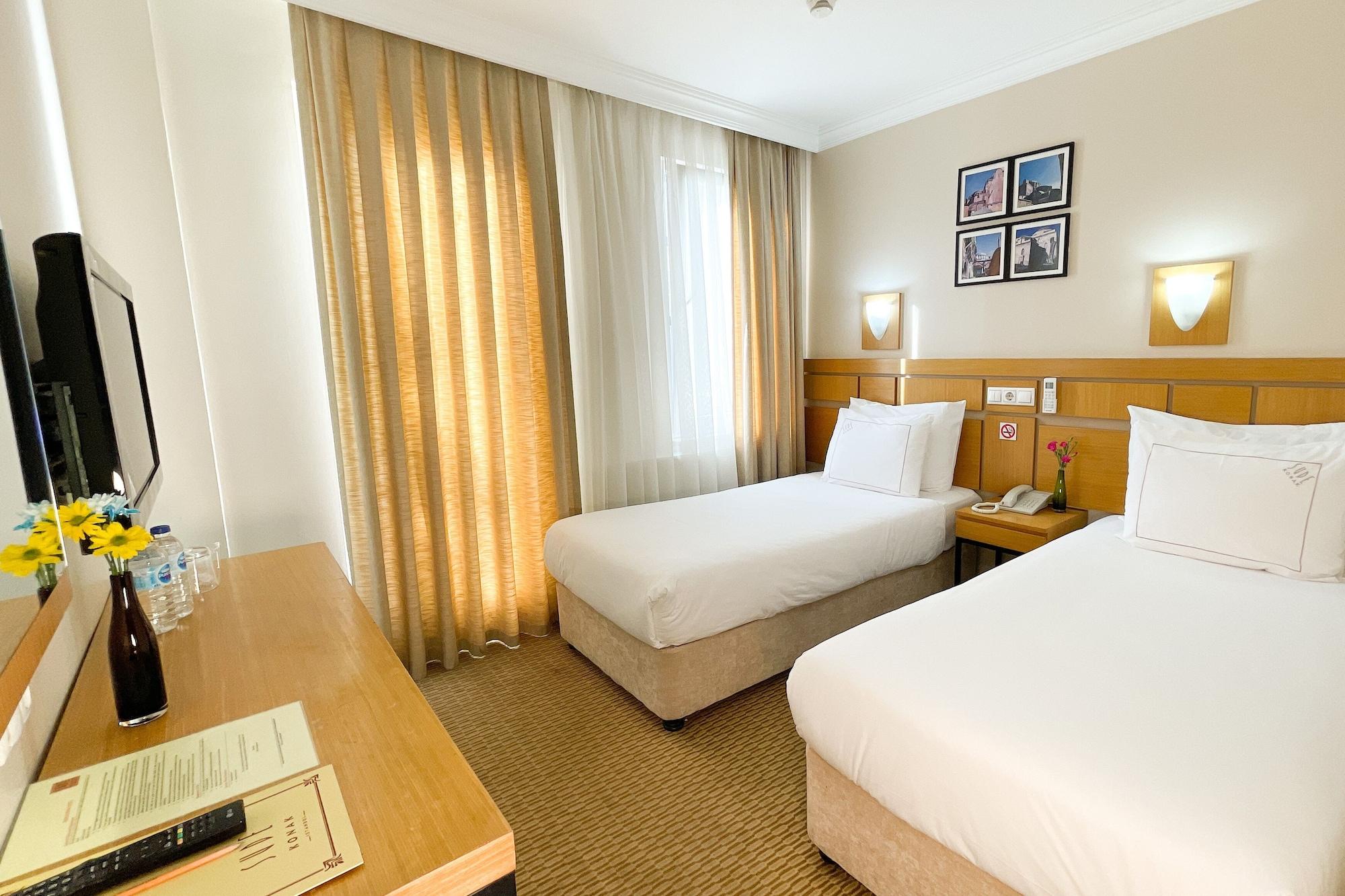 Hotel Sude