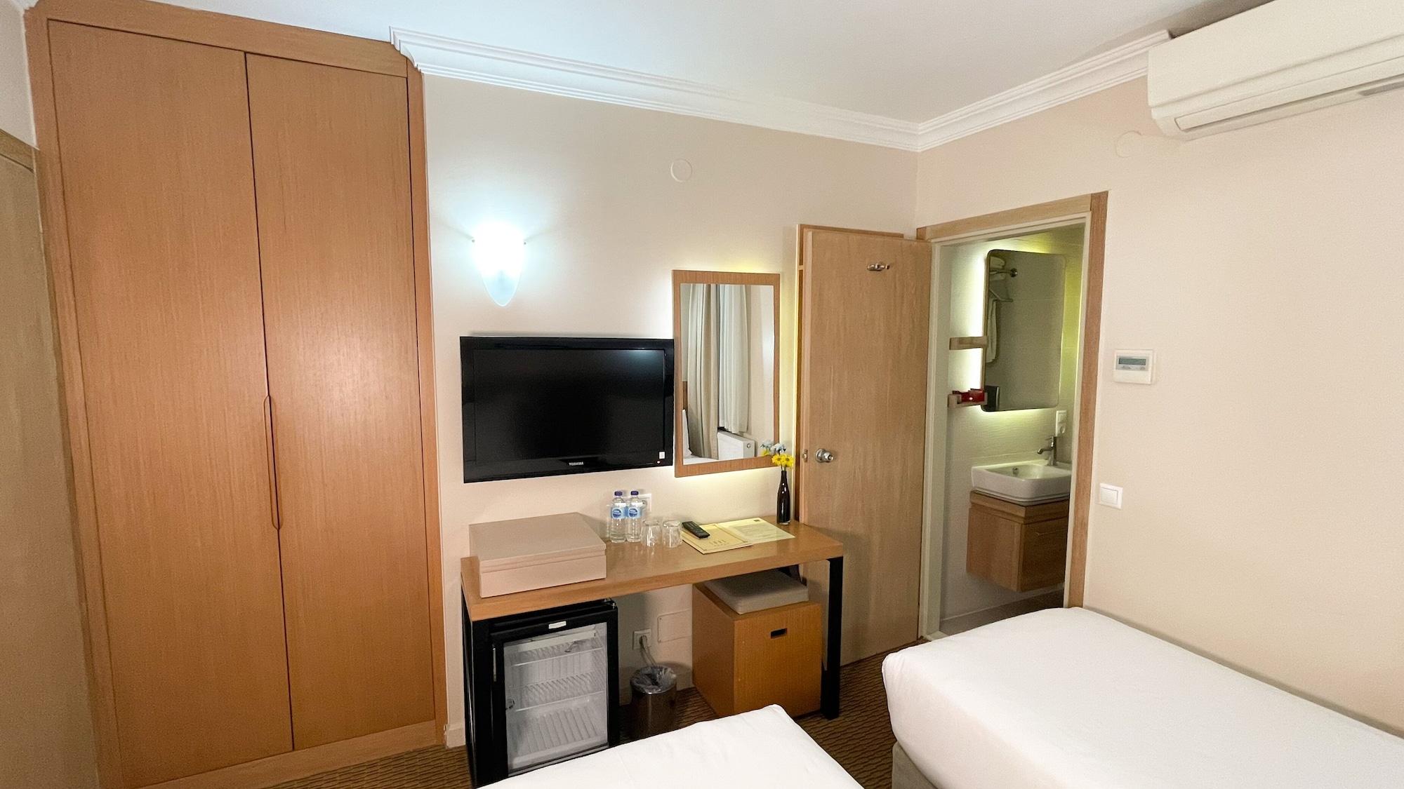 Hotel Sude