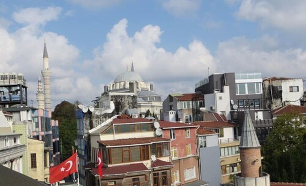 Comfort Elite Old Otel 3*