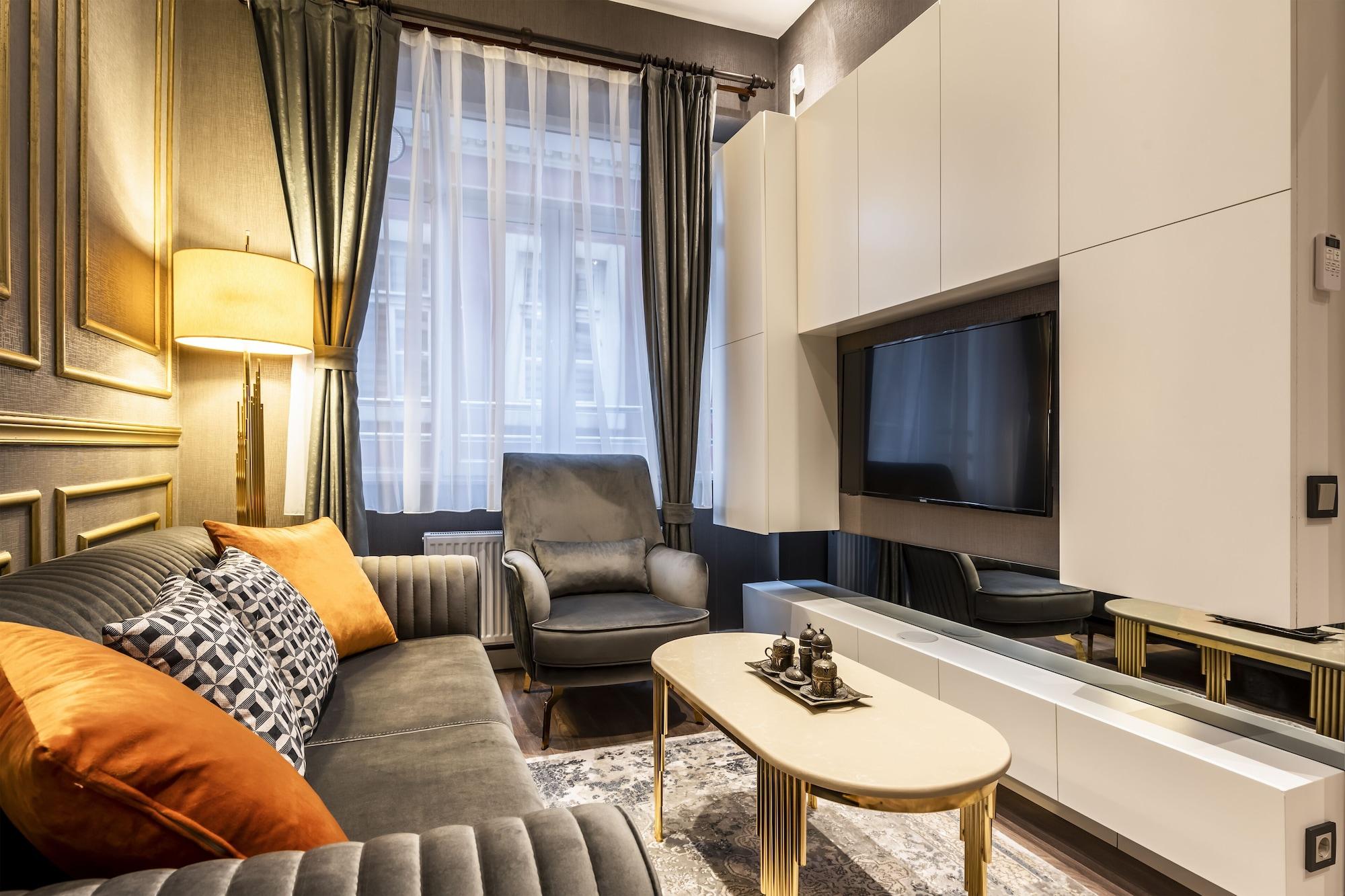 Grand De Pera Hotel