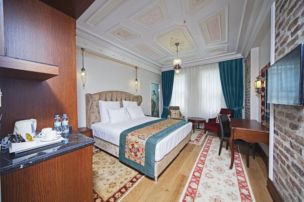 Hotel Azade Istanbul