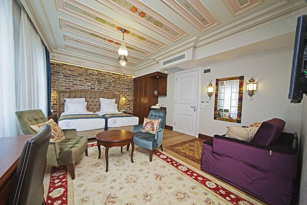 Azade Hotel Istanbul