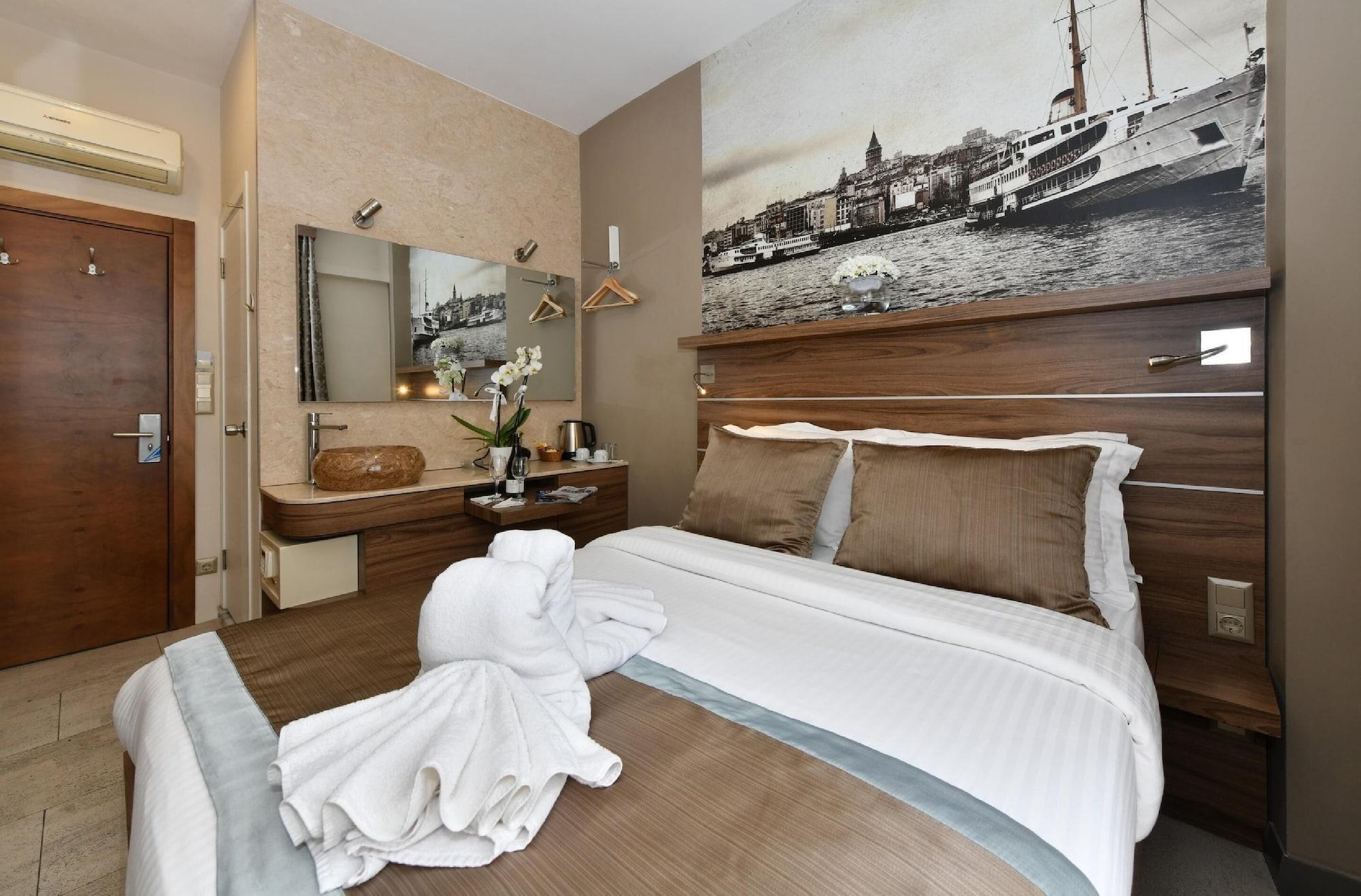 The Pera Otel