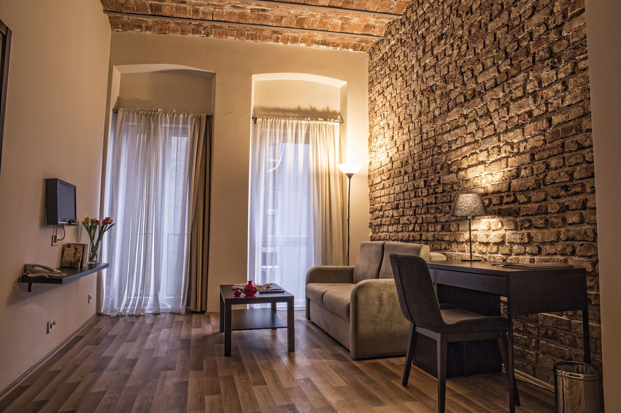 Karaköy Aparts 4*