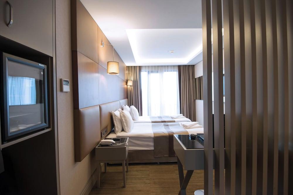 Gk Regency Aparthotel 4*