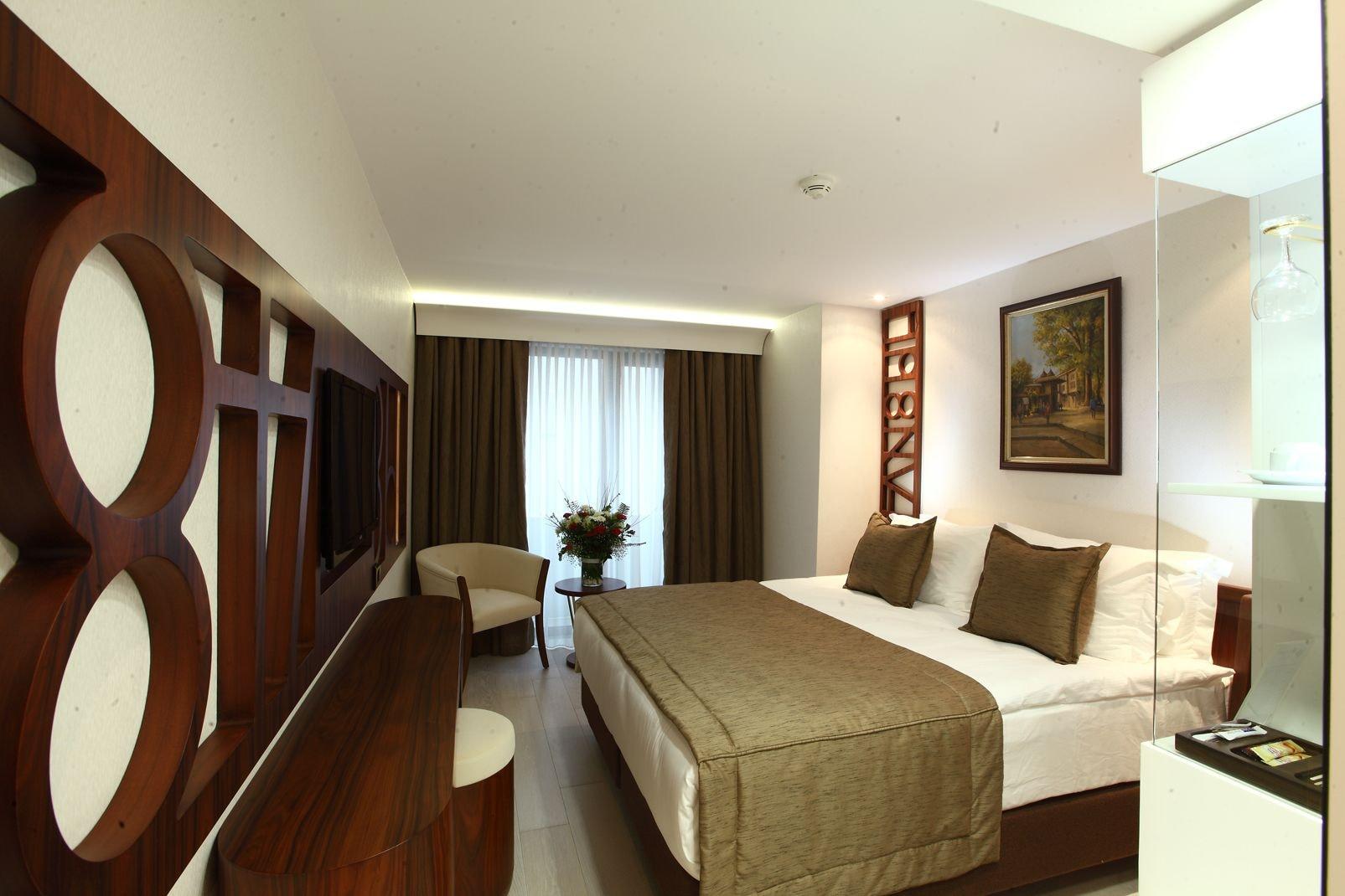 Hotel Victory &