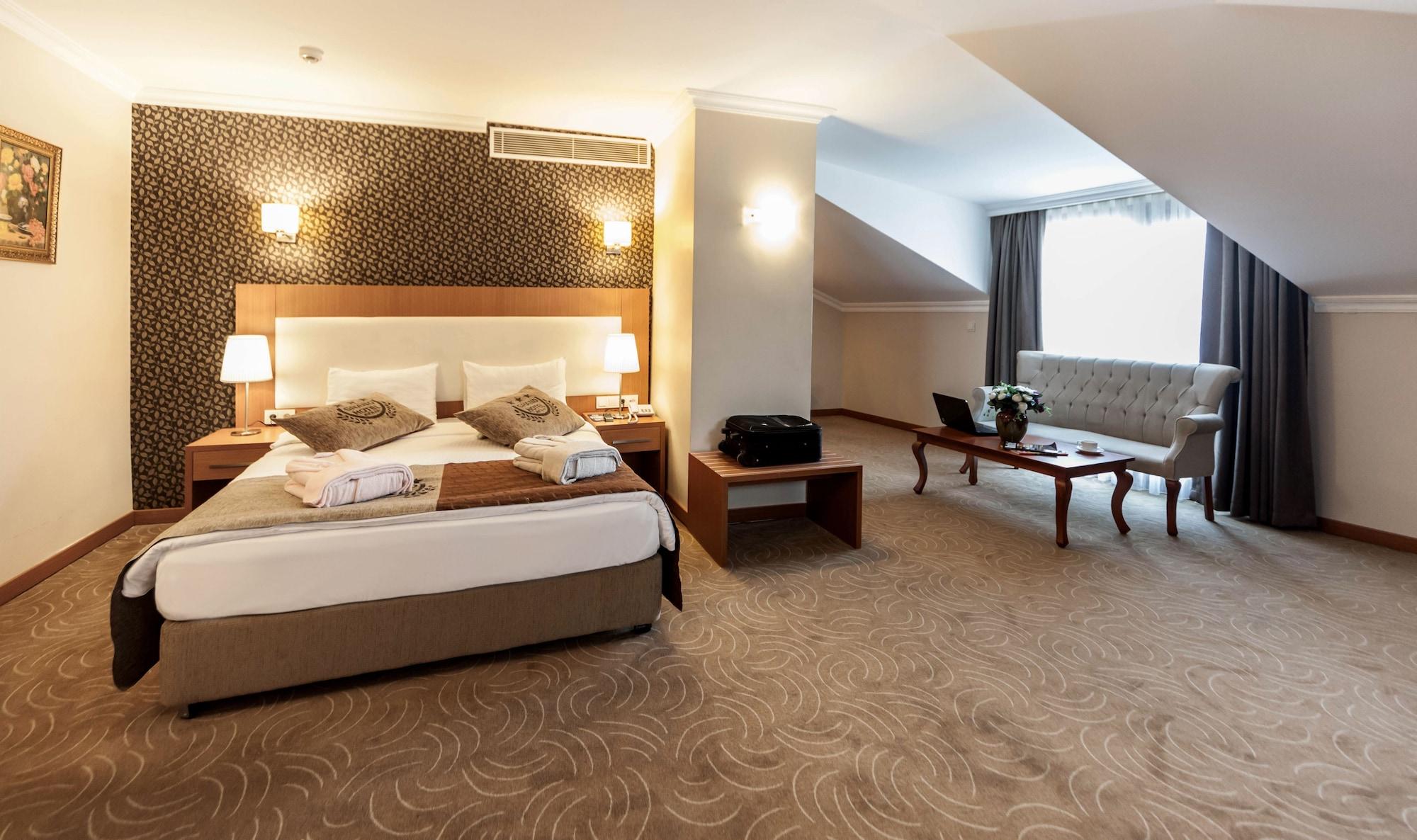 Grand Avcilar Hotel 3*