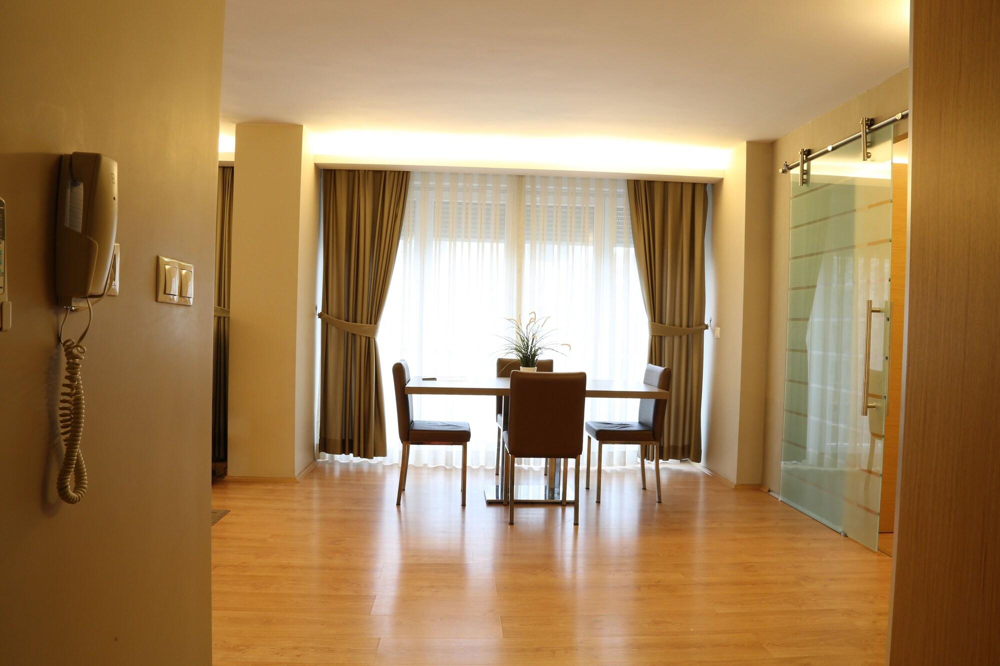 One Suadiye Aparthotel 3*