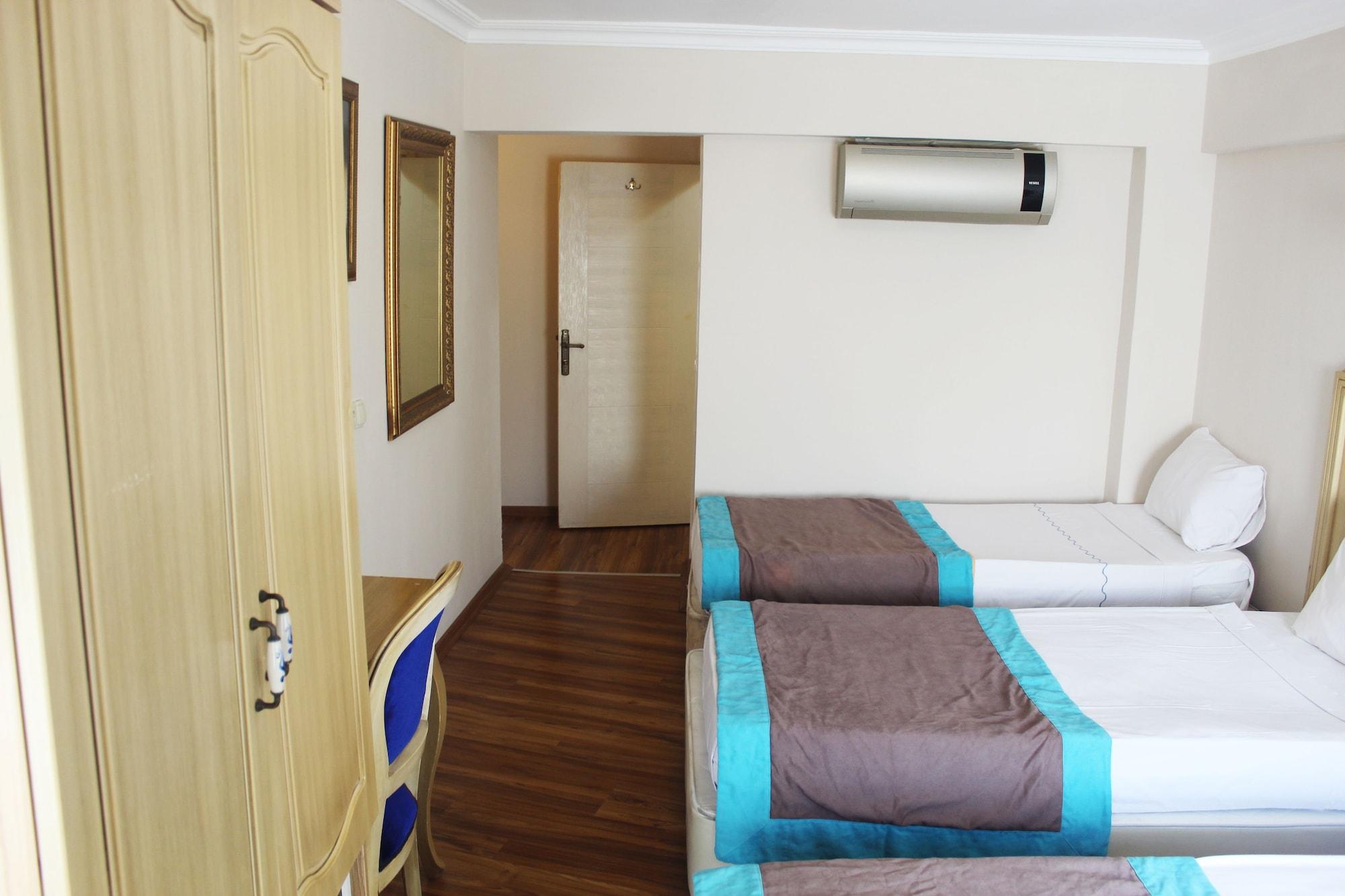 Hotel Divas 3*