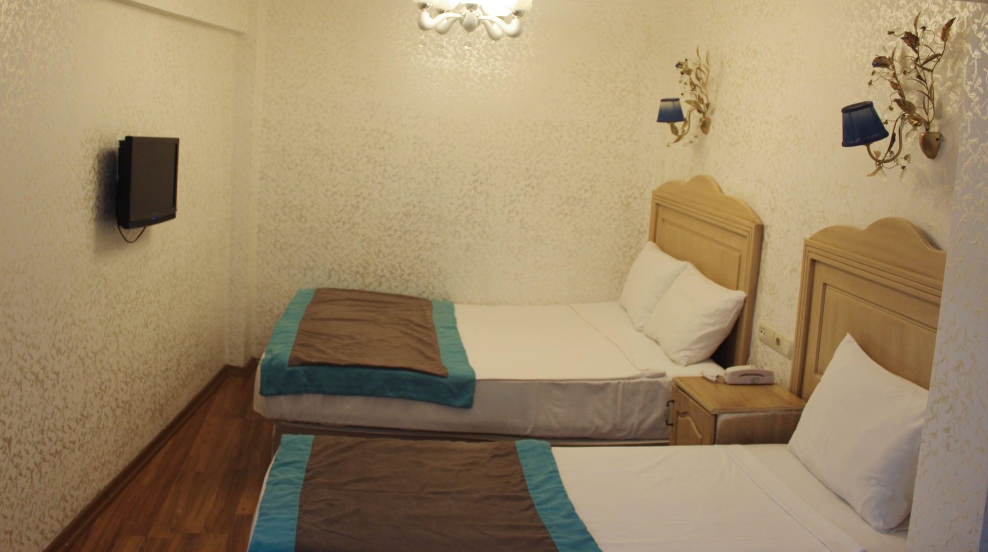 Hotel Divas 3*