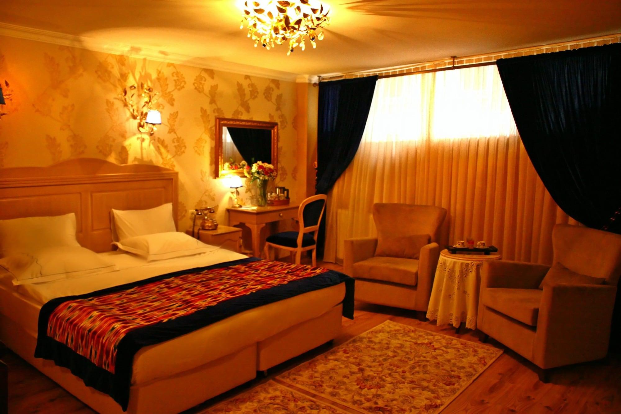 Hotel Divas 3*