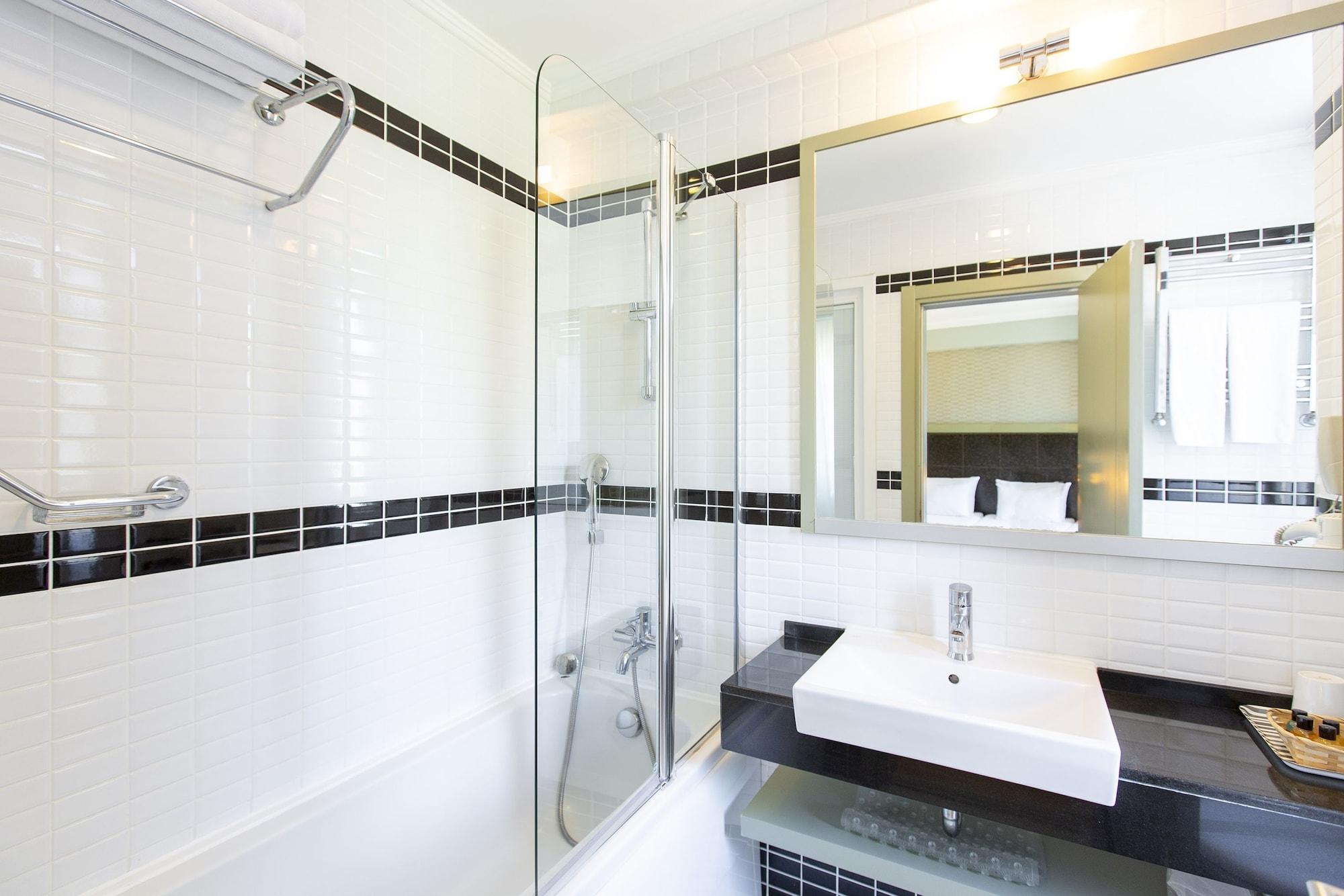 Hotellino Hotel 4*