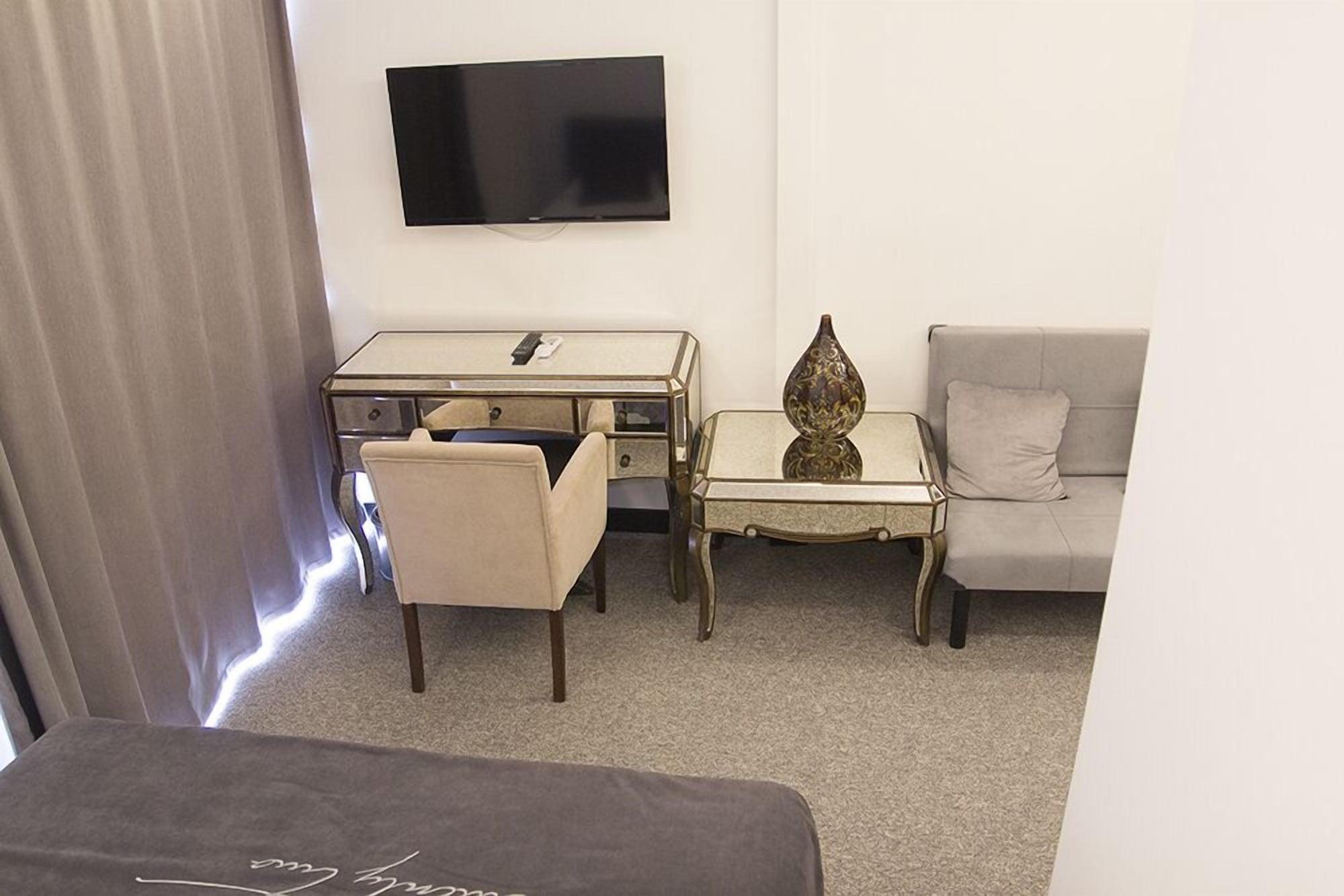 Hotel The 22