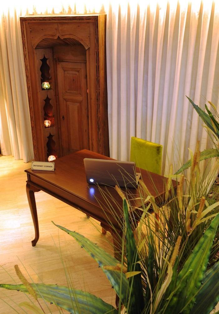 Hotel Birbey