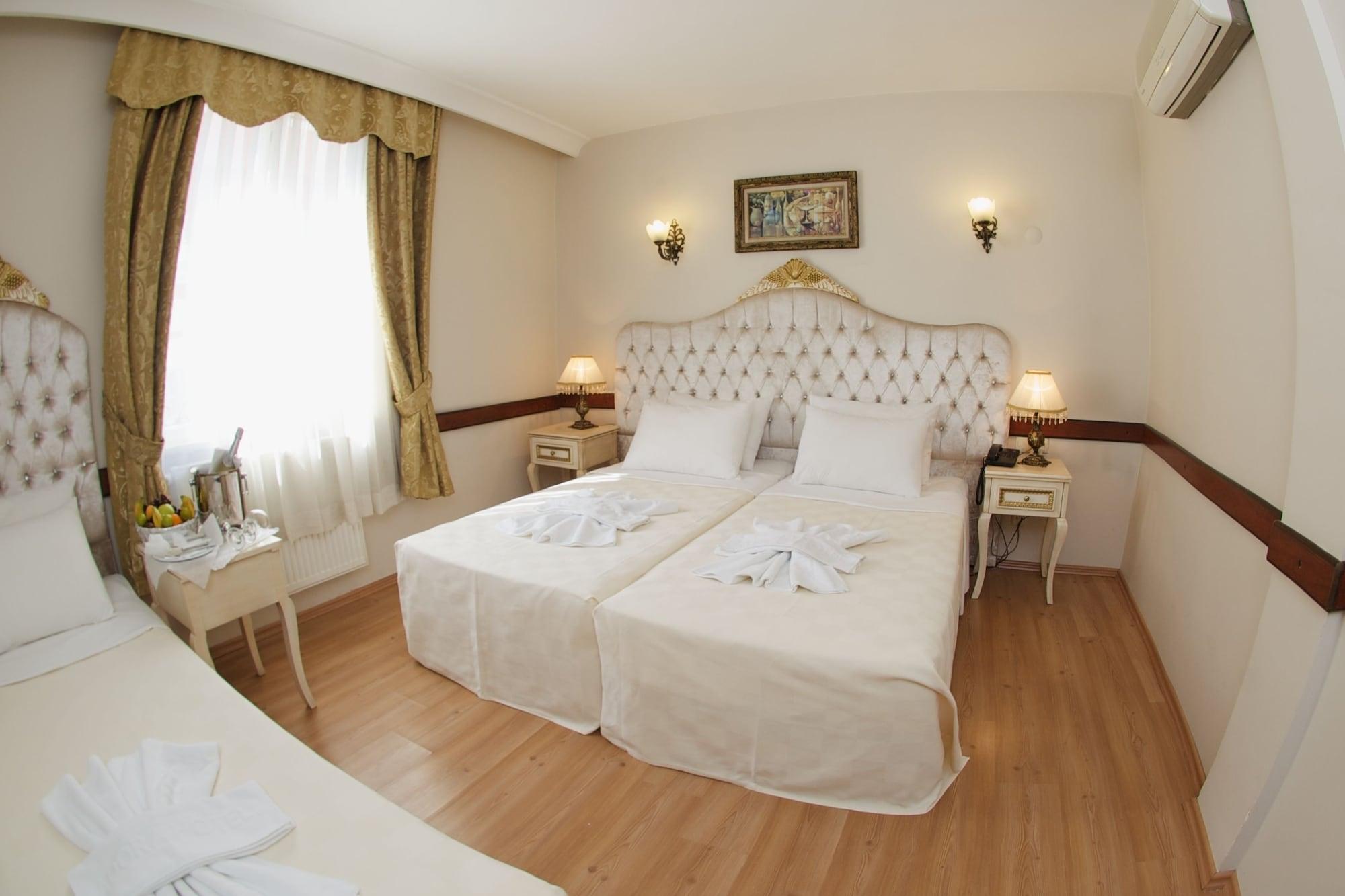 Adora Cafe & Restaurant Otel 3*