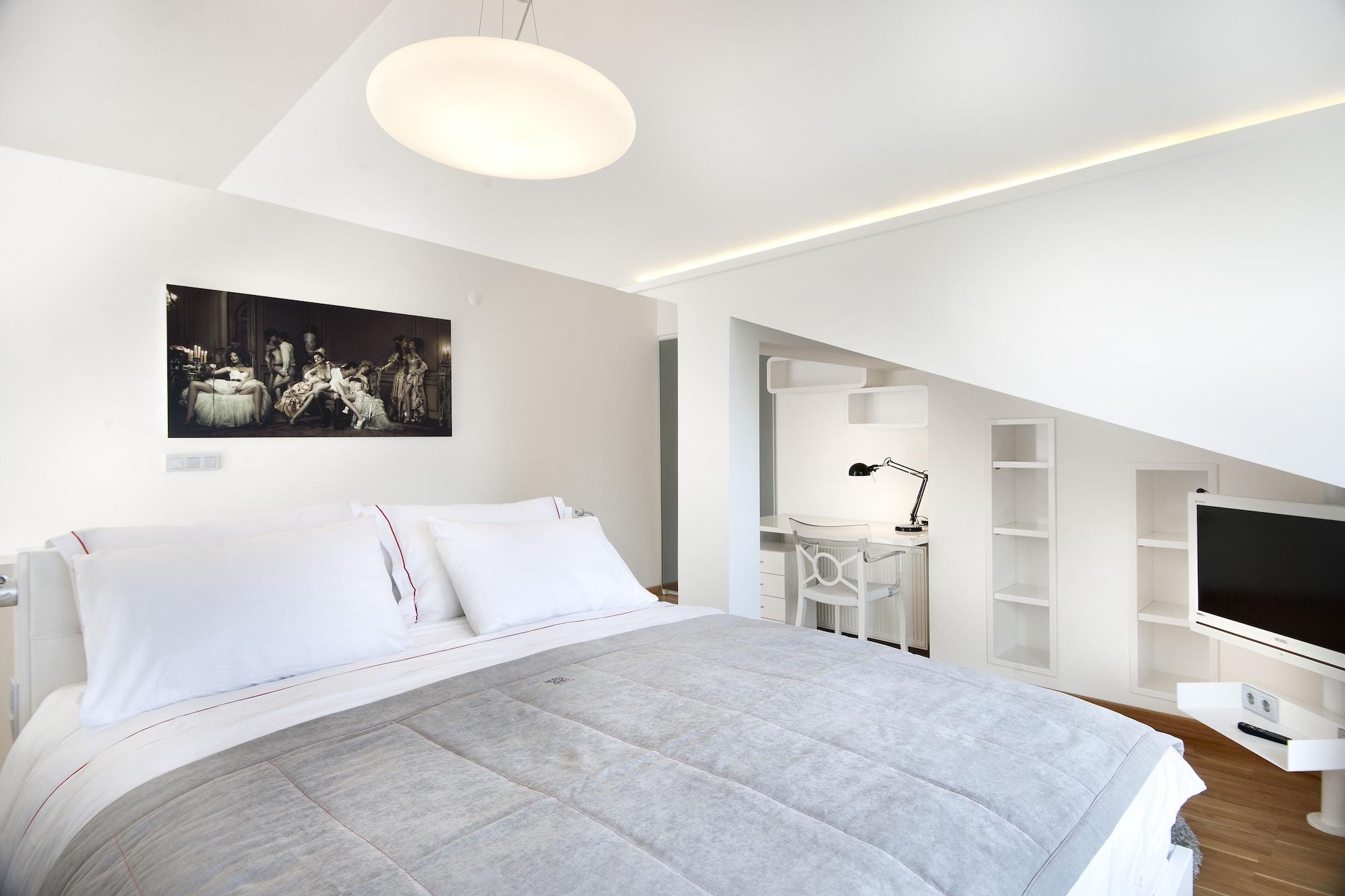 Nuru Ziya Hotel 2*