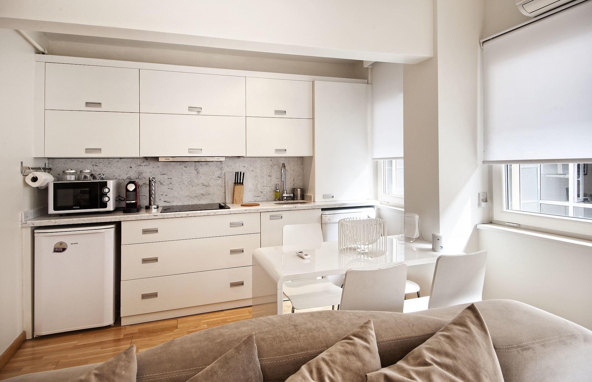 Nuru Ziya Istanbul