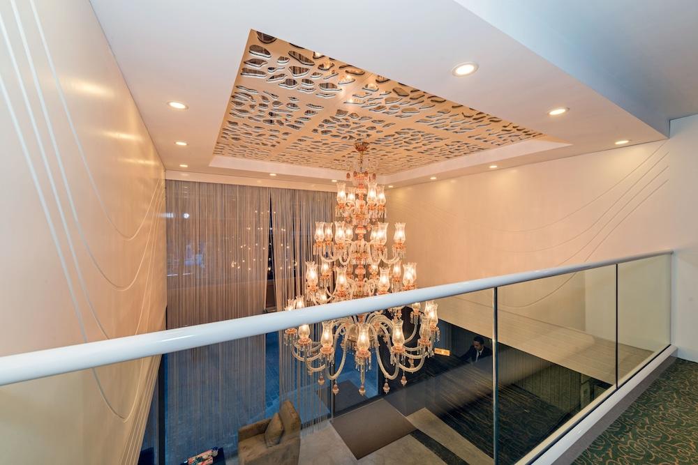 Hotel Bisetun