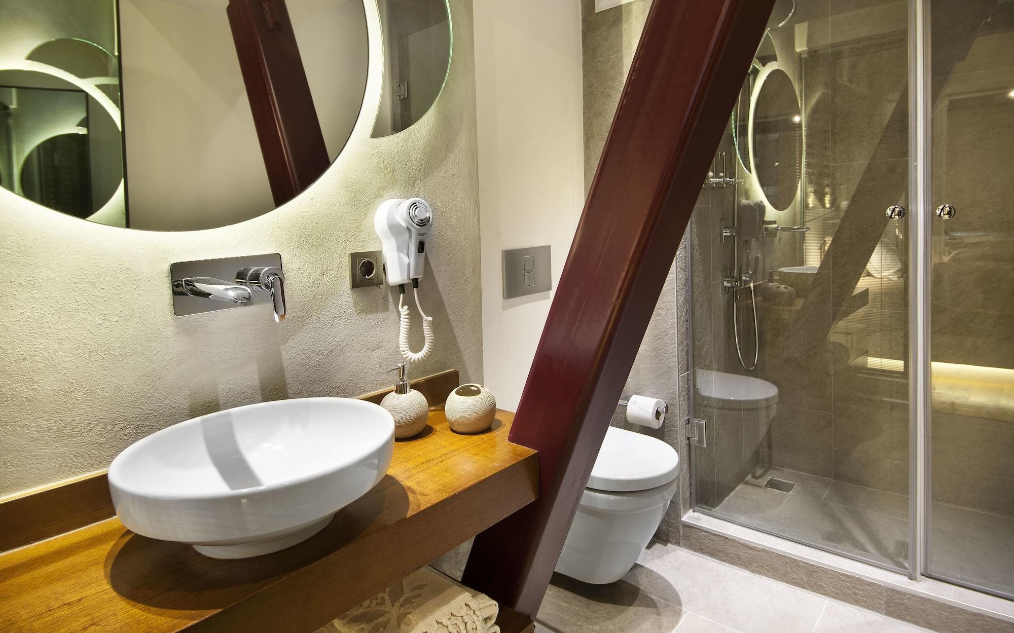 Nuru Ziya Hotel 2*