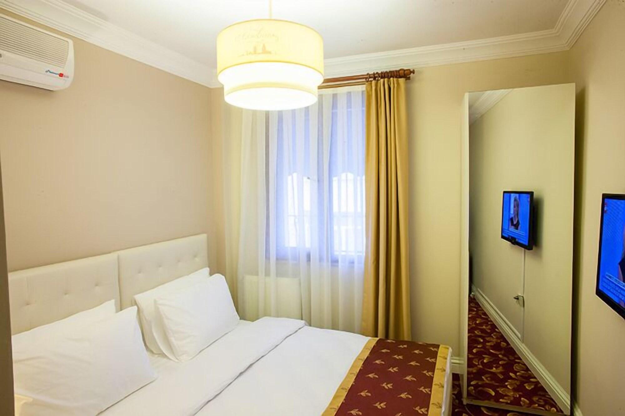 Otel Istanburg Efes 2*