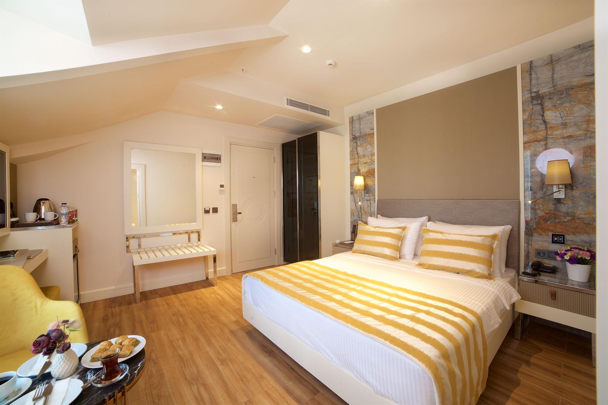 Hotel Icon Taksim 4*
