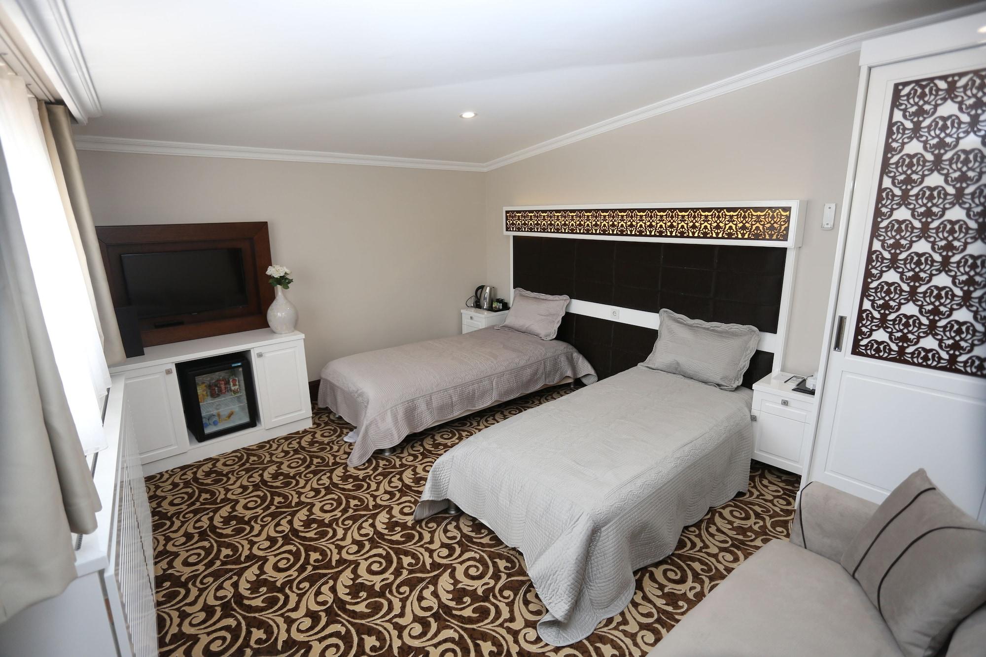 K Hotel 3*