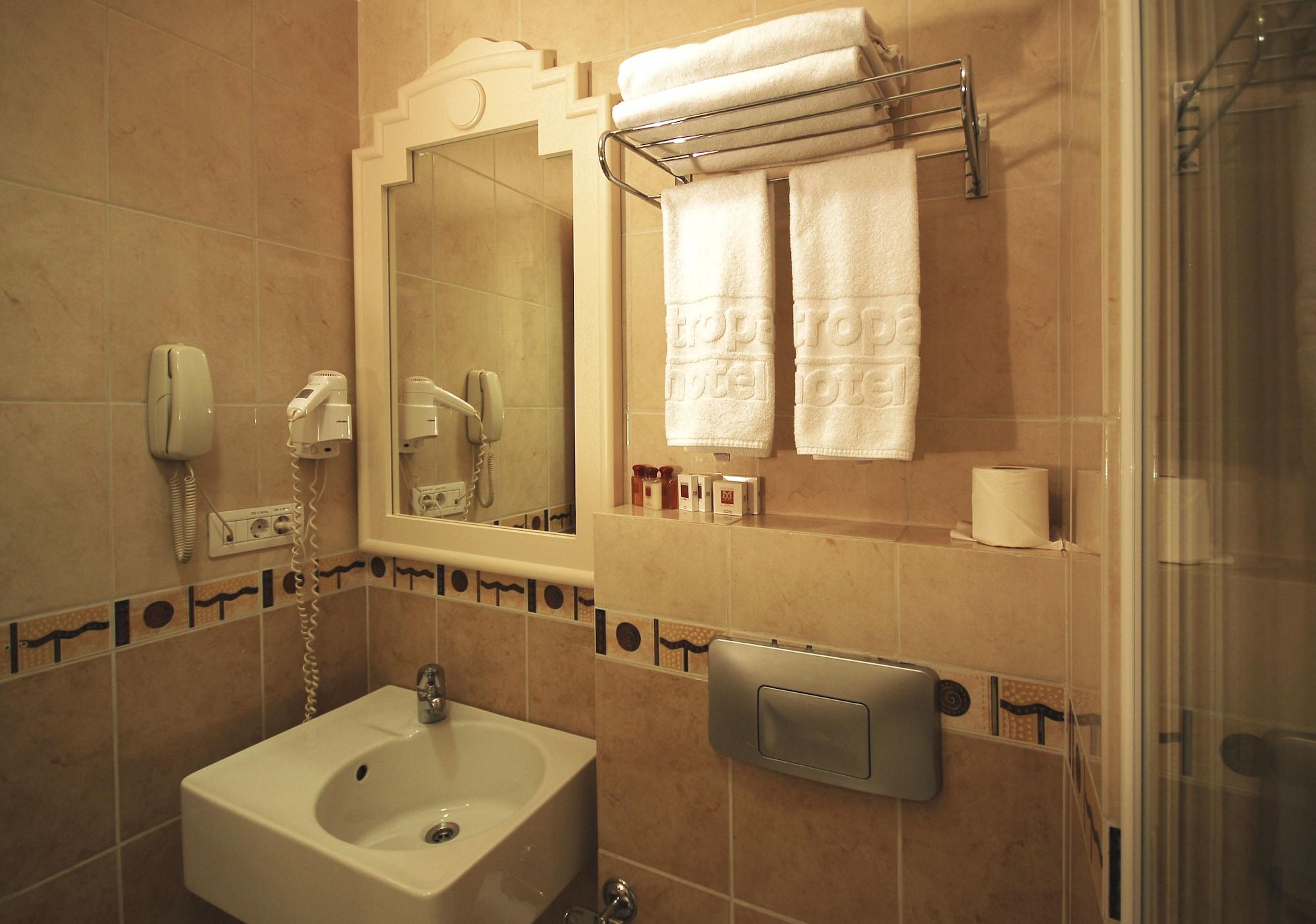 Taksim Metropark Hotel 4*