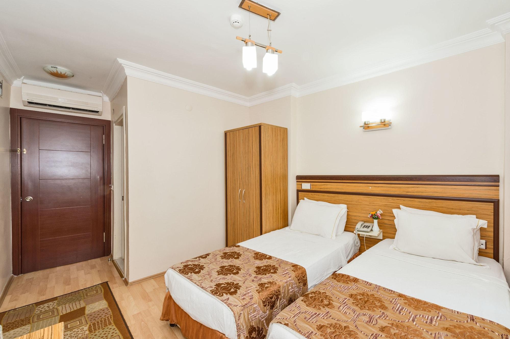 May Hotel Istanbul 3* Istanbul