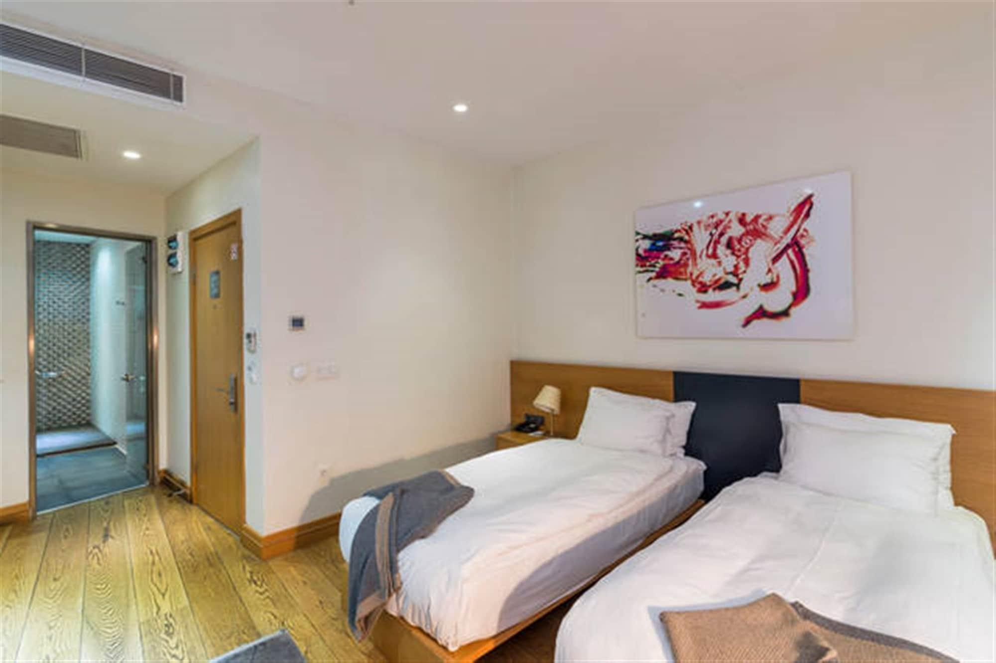 Misafir 8 Hotel 4*