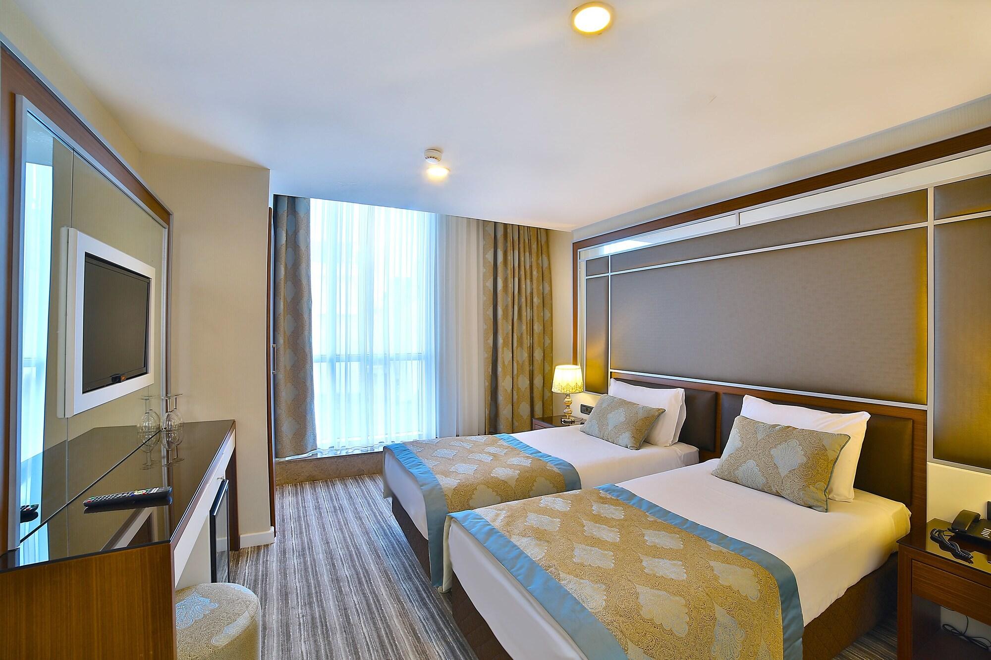 Monaco Hotel 4*
