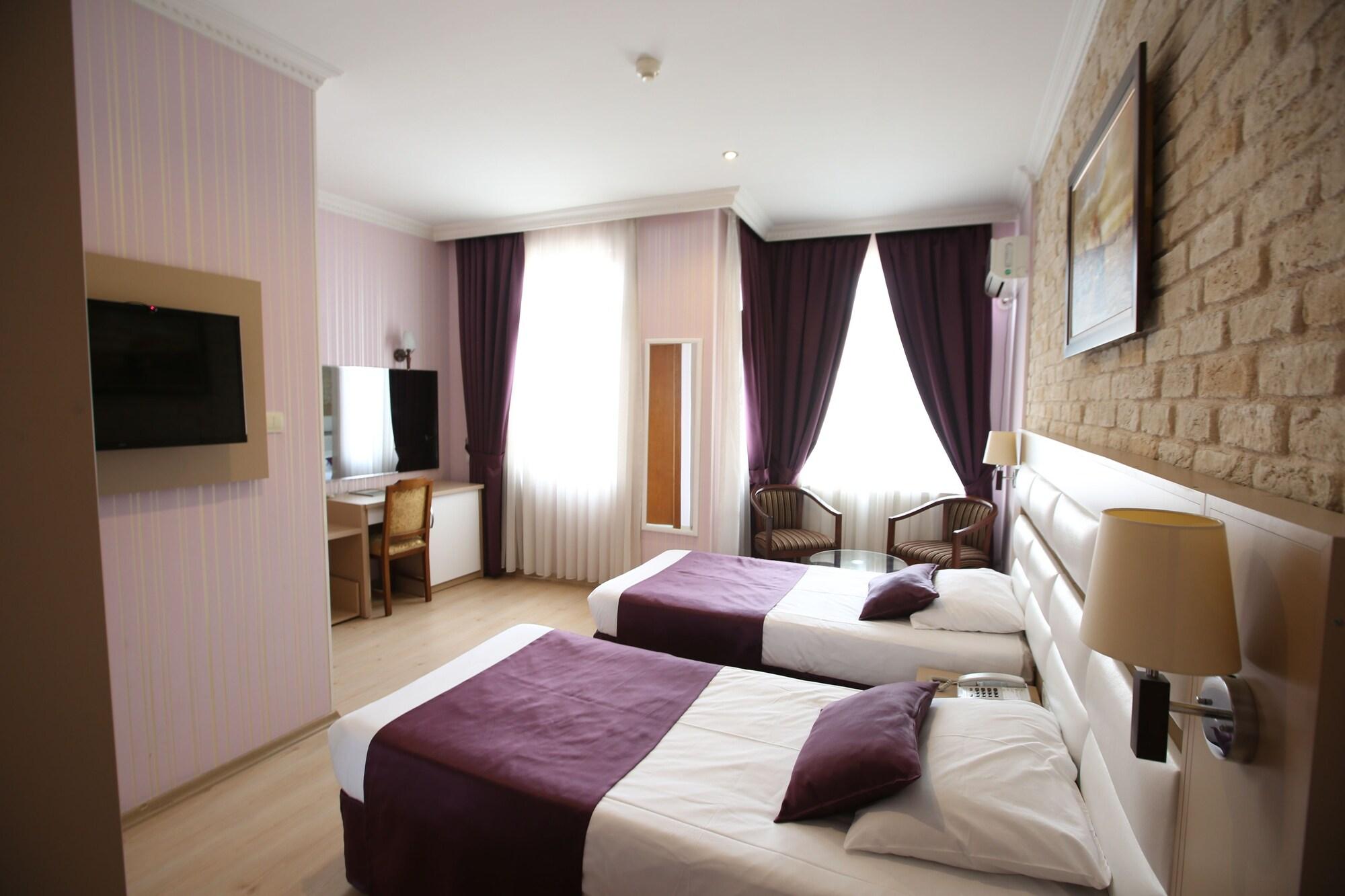 Nil Hotel Istanbul