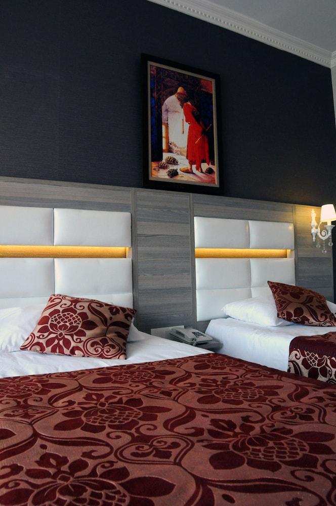 Nil Hotel 3*