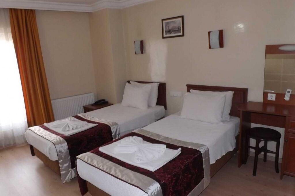 Kafkas Hotel 3*