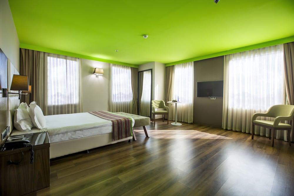 Park By Radisson Kavacik Hotel 4*