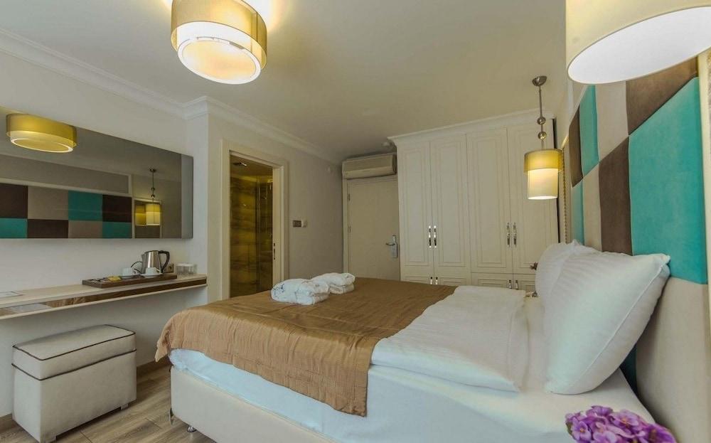 The Constantine Hotel 3*