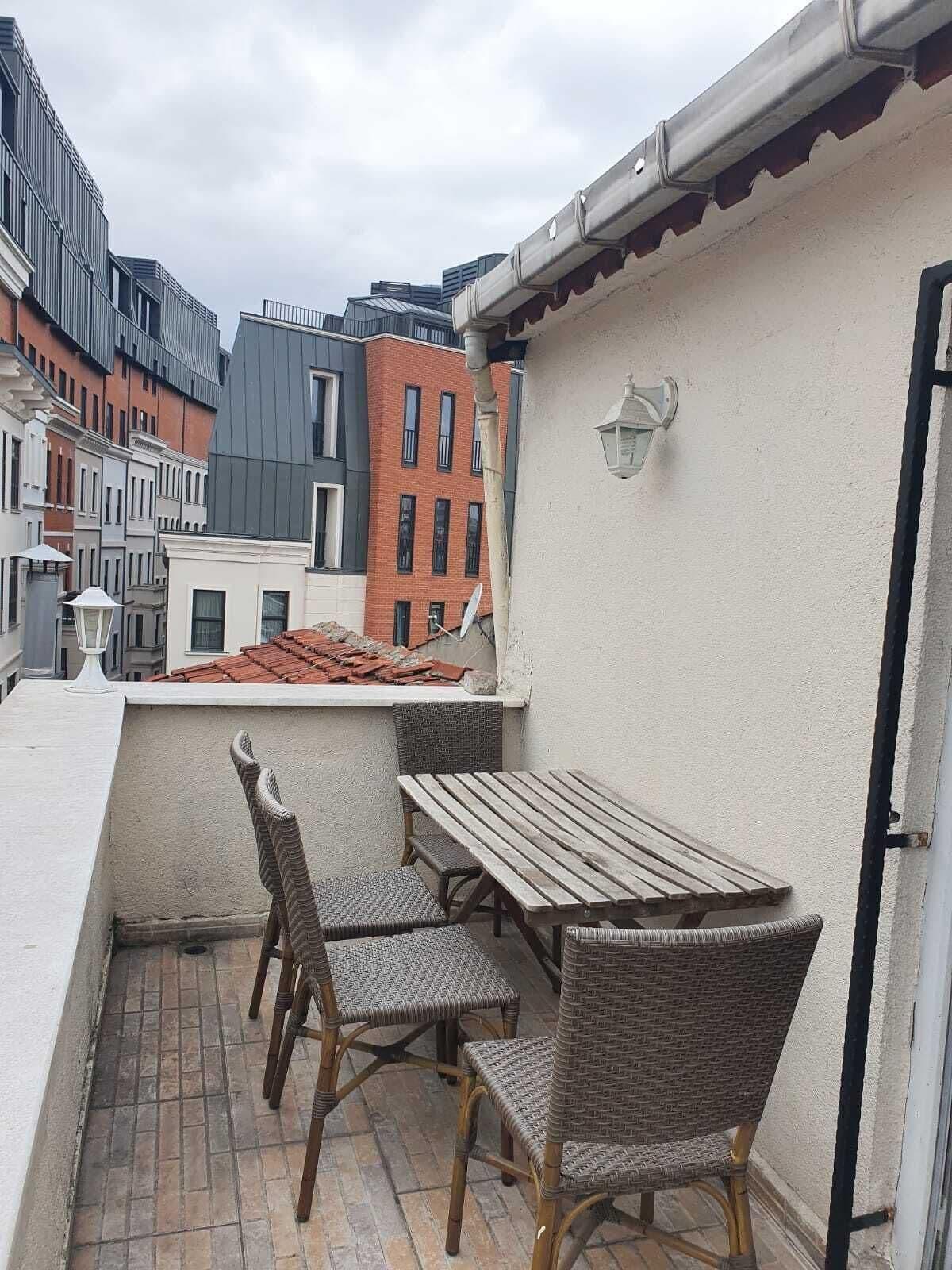 Lemon Aparthotel 3*