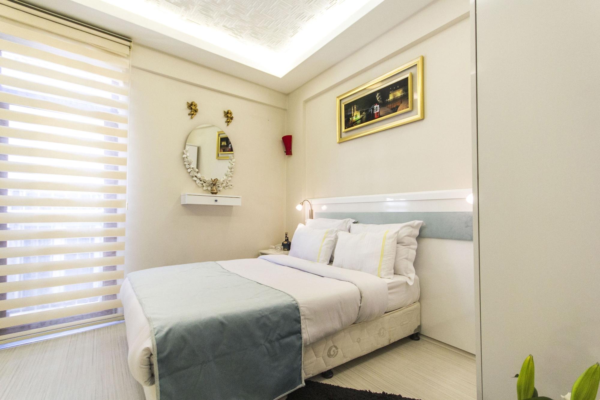 Lemon Aparthotel 3*