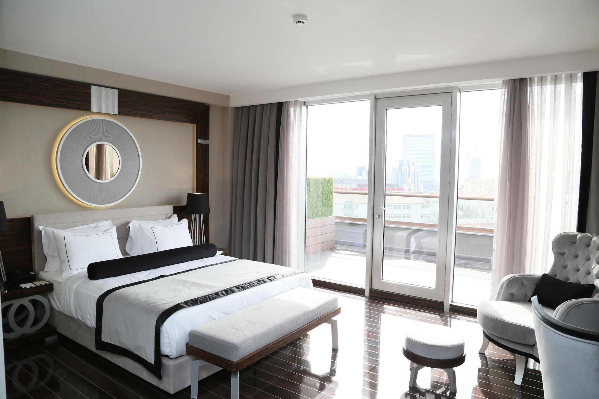 Hotel Ramada & Sisli