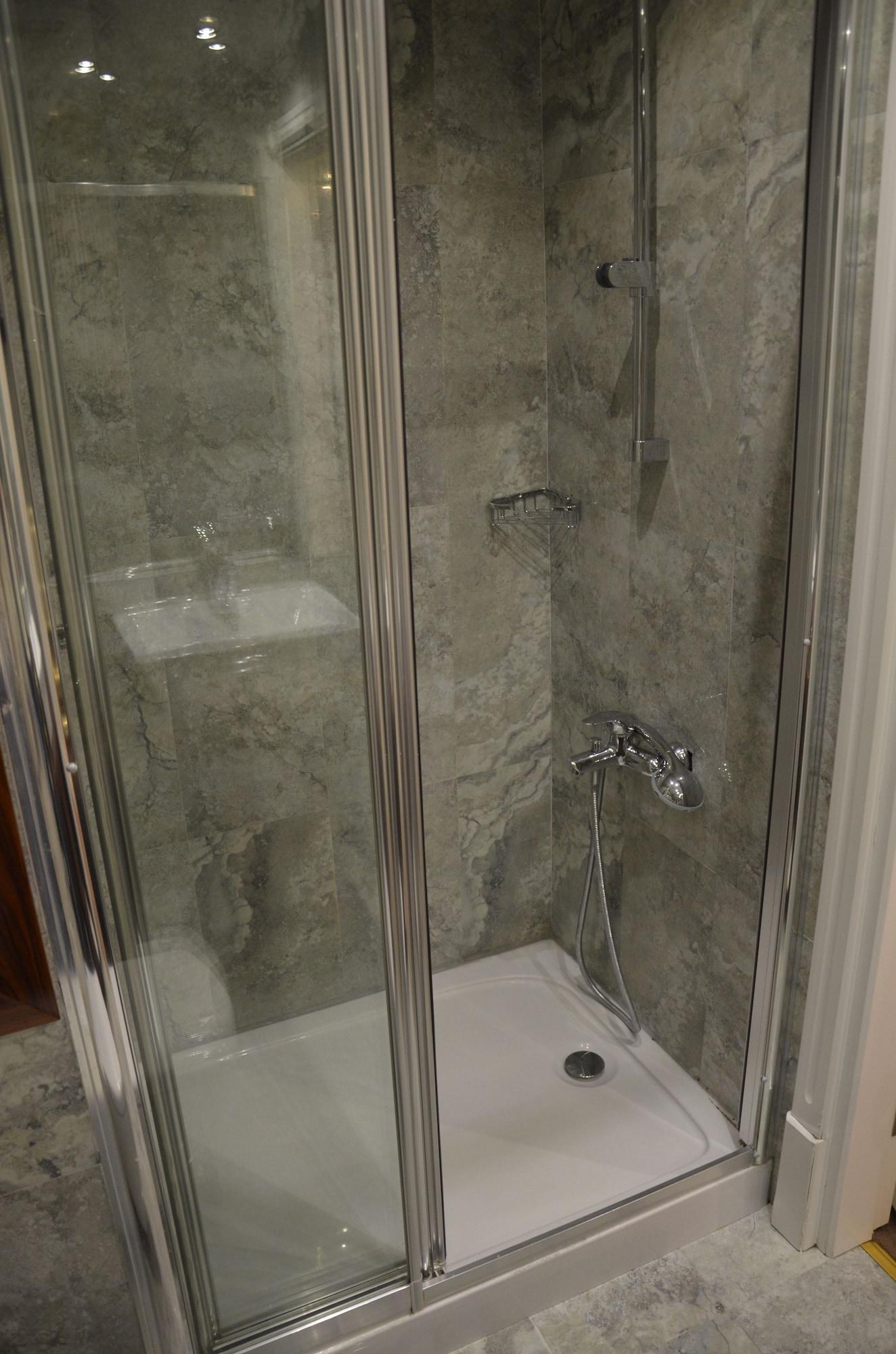 Hotel Sahra Airport 3*