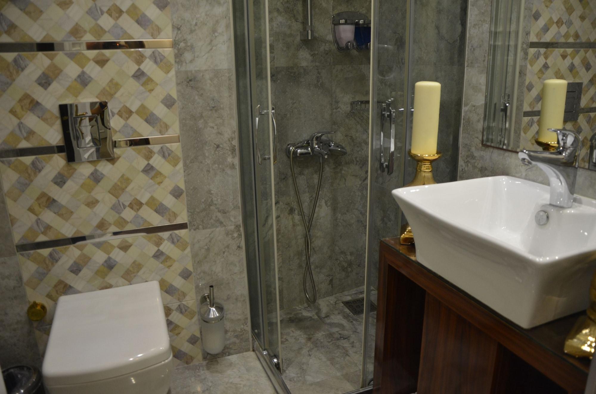 Sahra Airport Hotel 3*